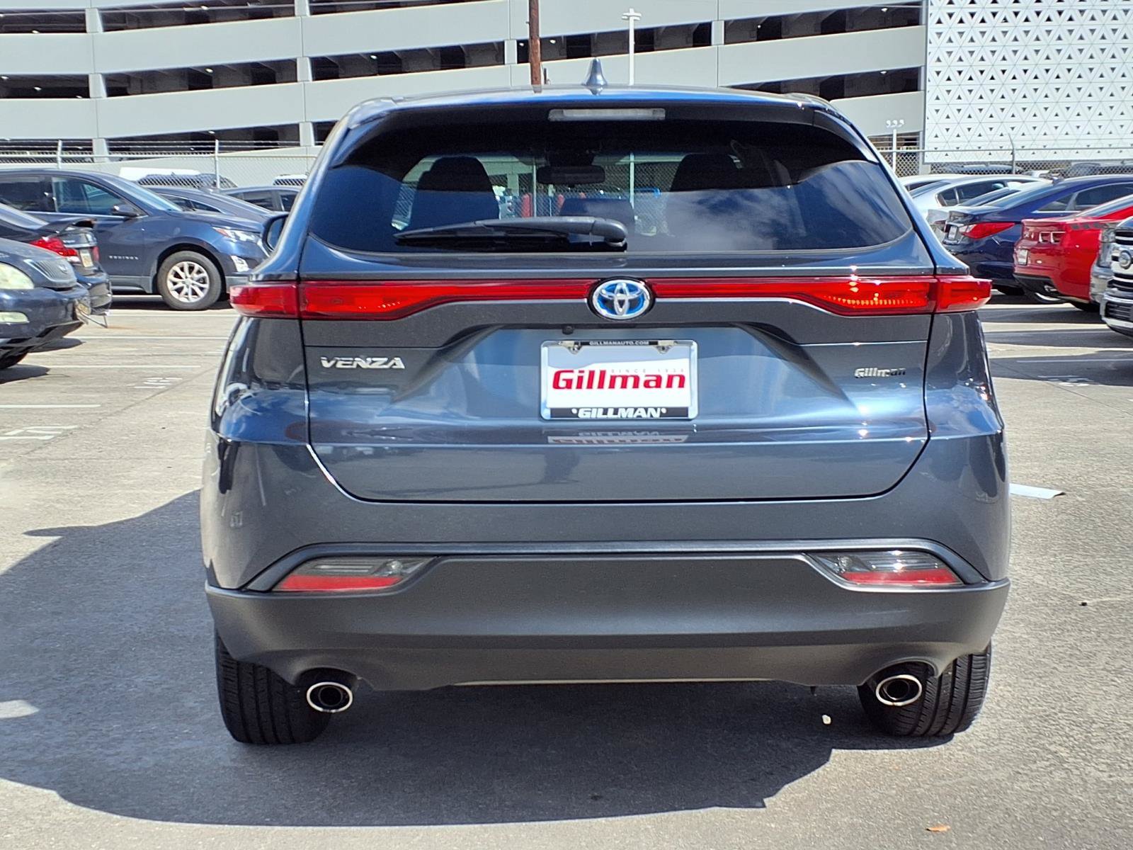 Used 2024 Toyota Venza LE AWD/4WD image 23