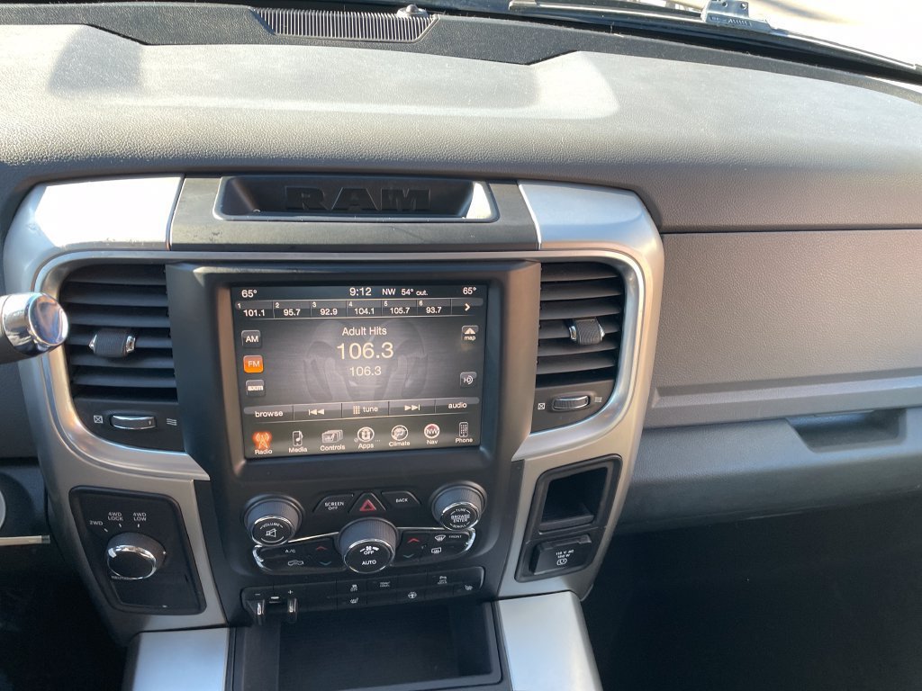Certified 2016 RAM 2500 Big Horn w/ Black Appearance Group AWD/4WD image 18