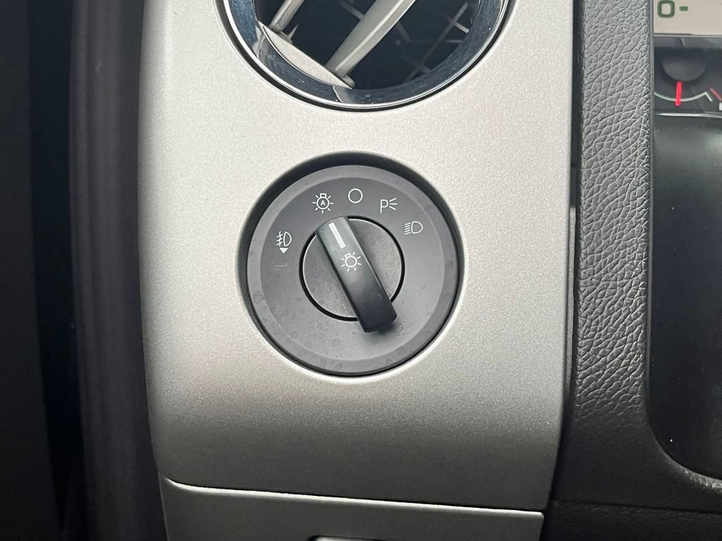 Used 2014 Ford Expedition Limited w/ Equipment Group 301A AWD/4WD image 25