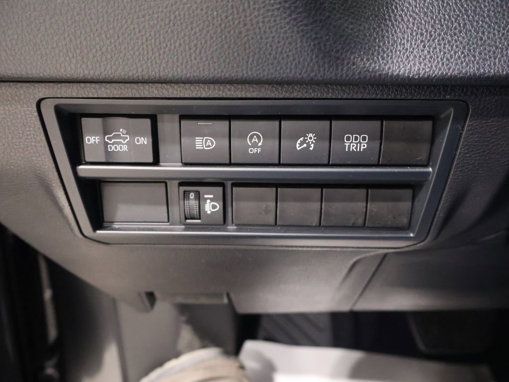 Used 2025 Toyota Tundra SR5 image 31