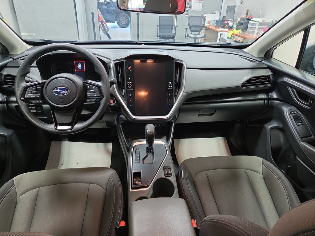 Used 2025 Subaru Crosstrek 2.5i Premium AWD/4WD image 5