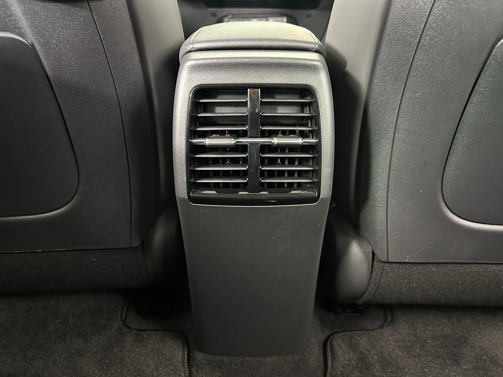 Used 2024 Kia Niro Wave image 39