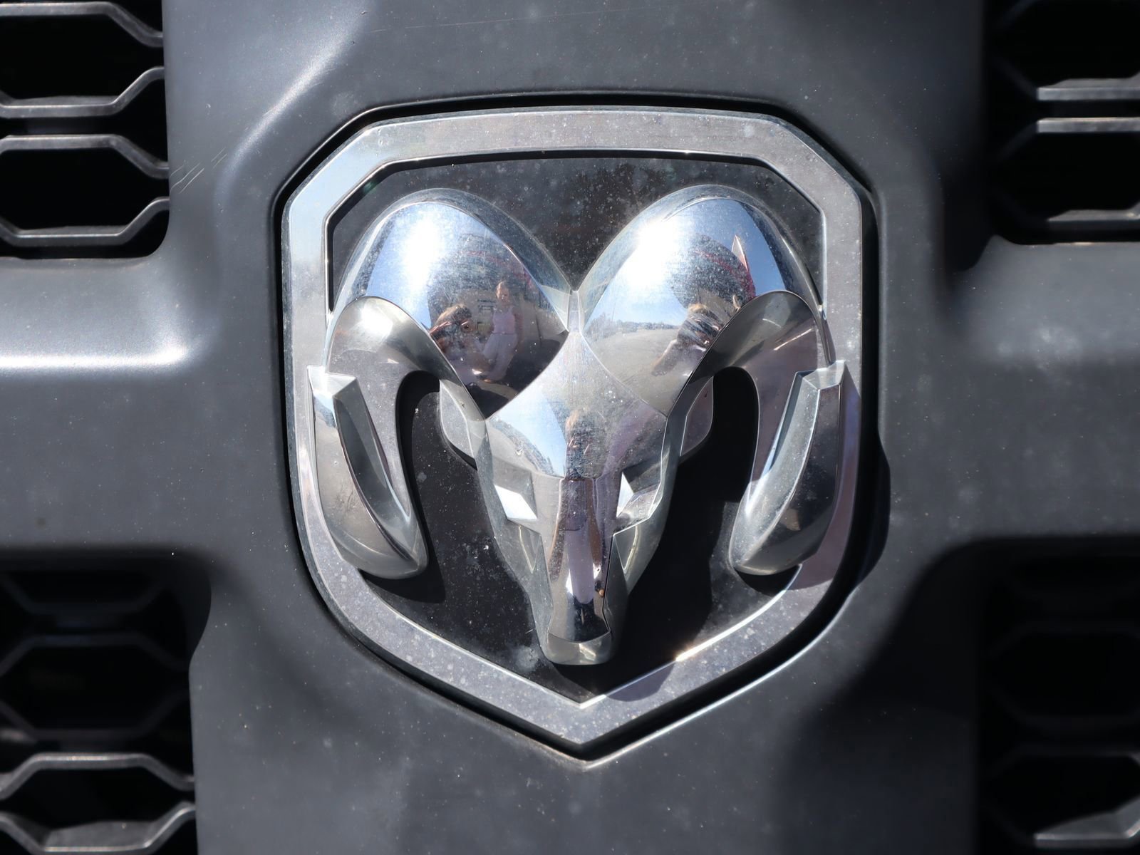 Used 2018 RAM 3500 Tradesman image 23