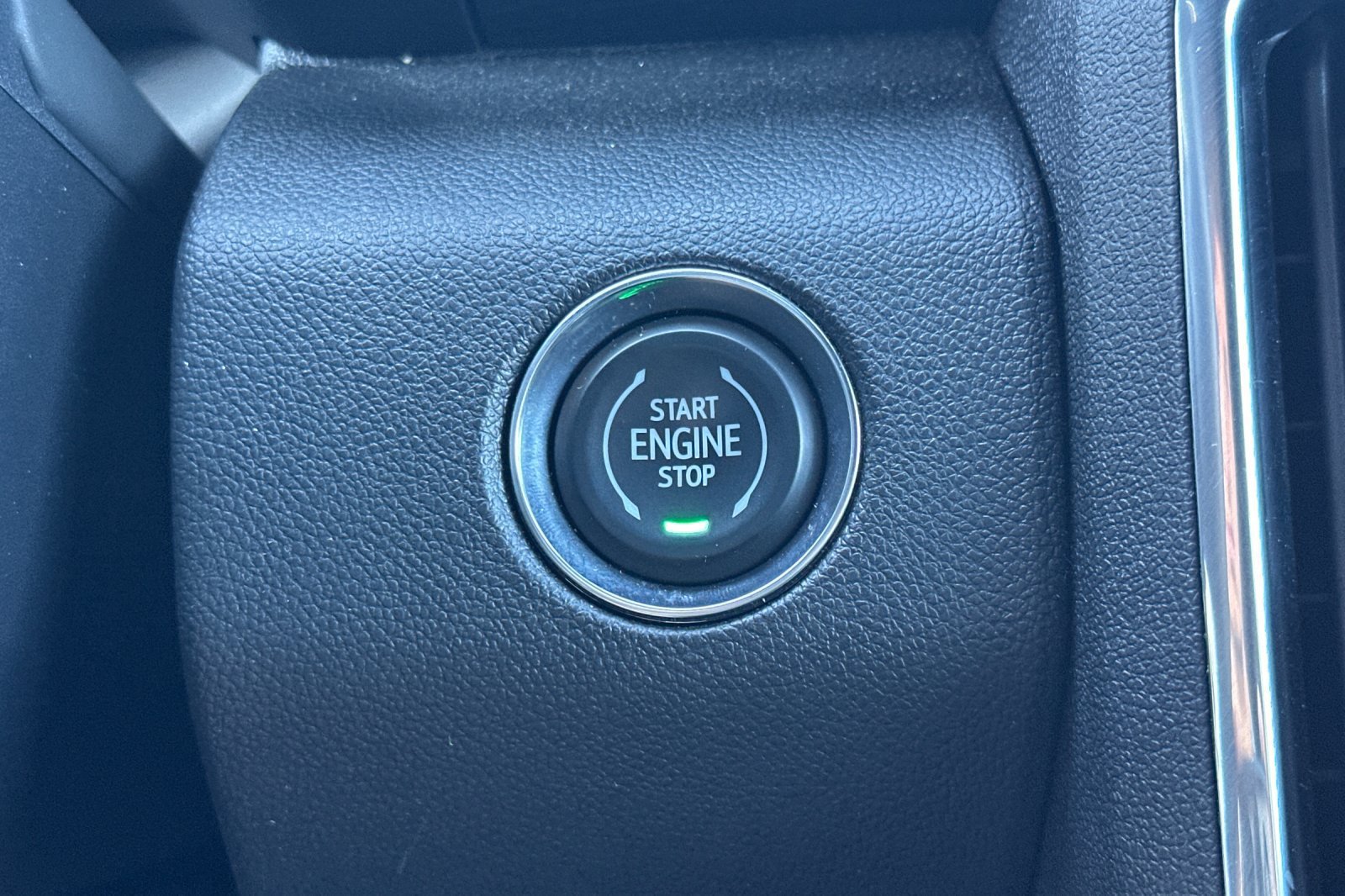 Used 2026 GMC Acadia Elevation FWD image 31