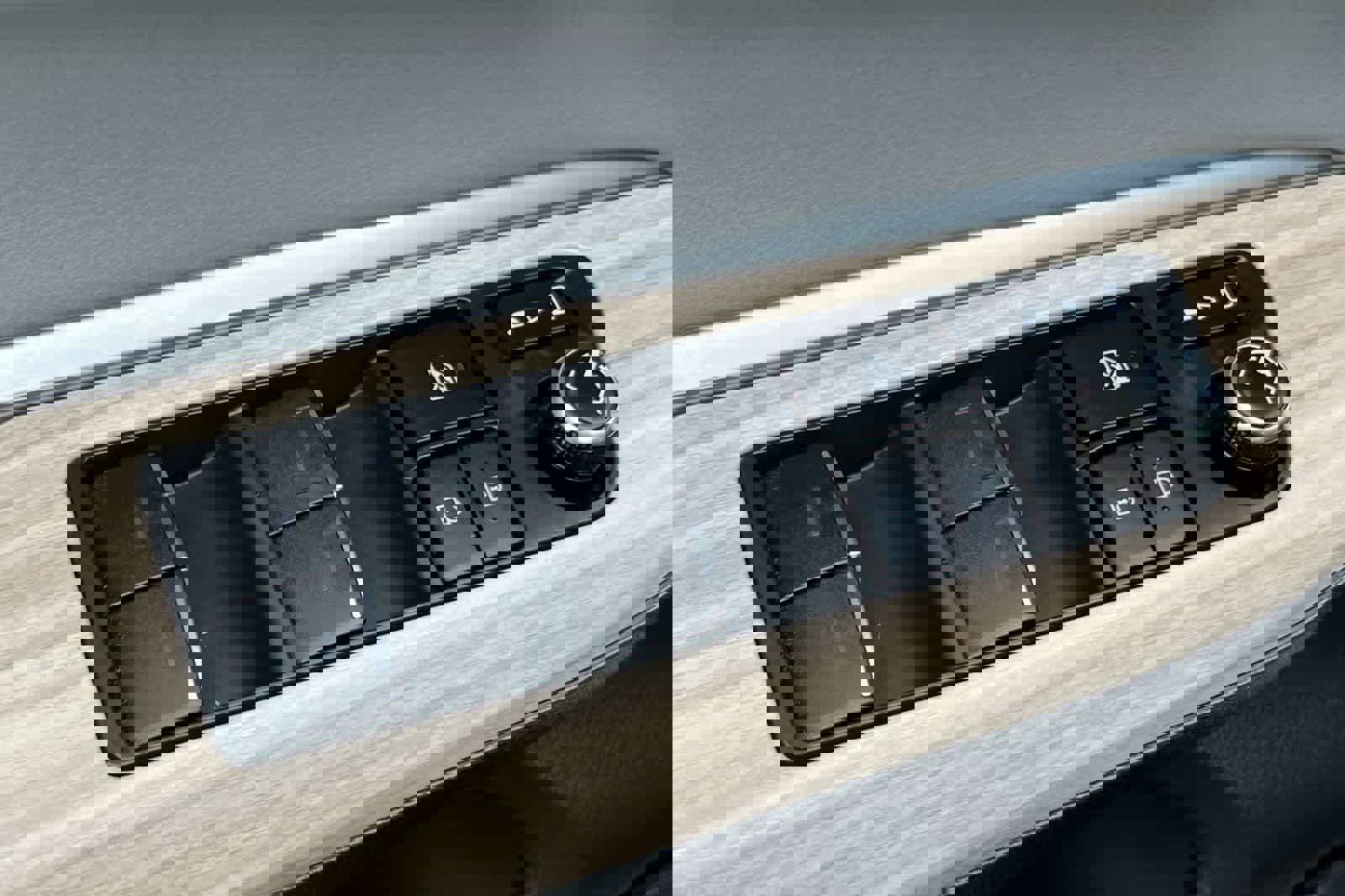 Certified 2023 Toyota Venza XLE image 13