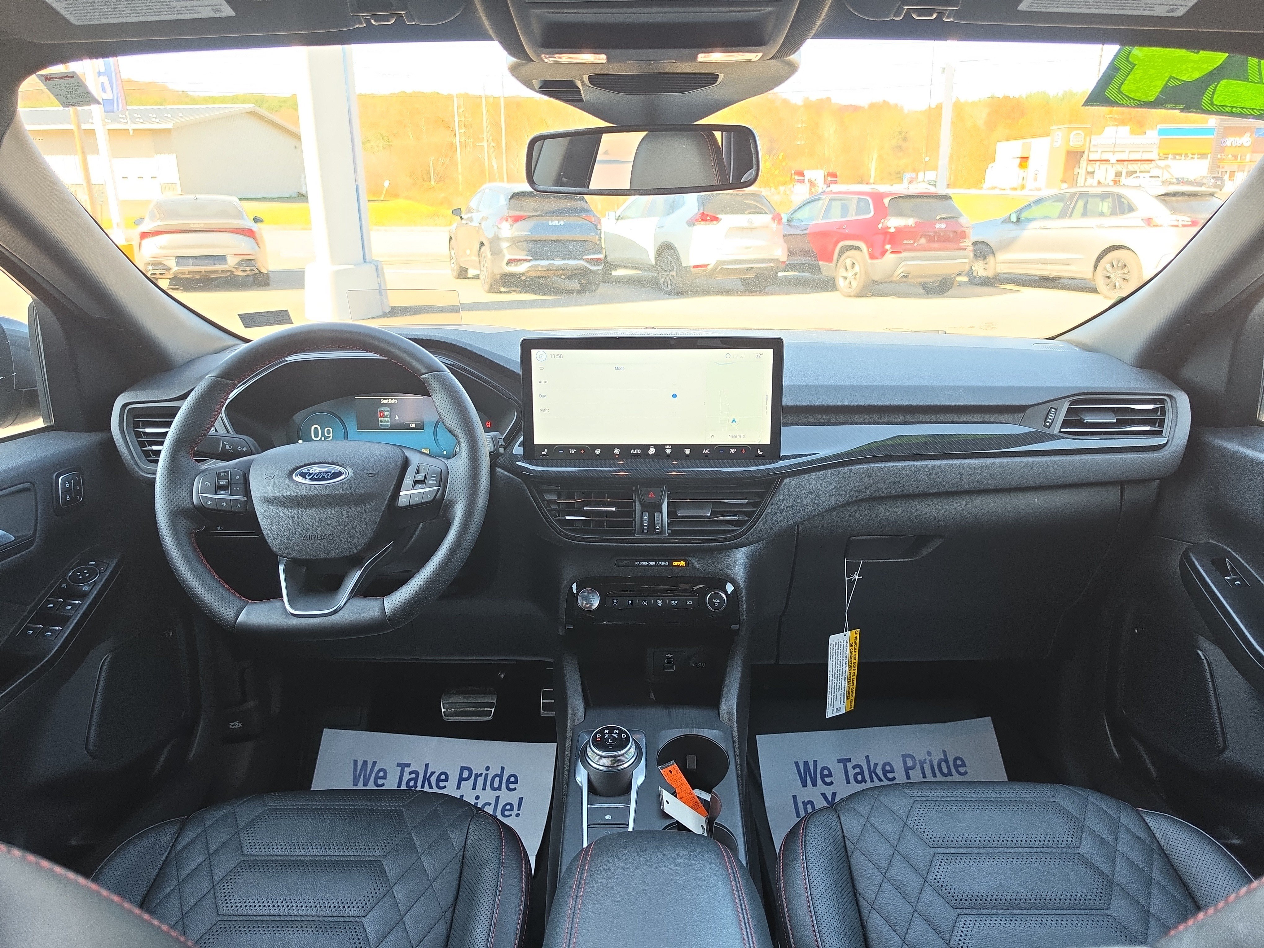 Used 2024 Ford Escape ST-Line Elite w/ Premium Technology Package AWD/4WD image 15