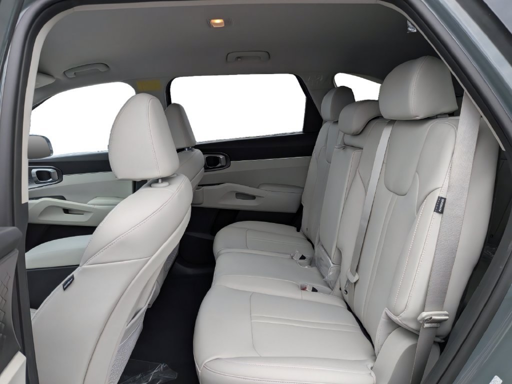 New 2026 Kia Sorento EX FWD image 15