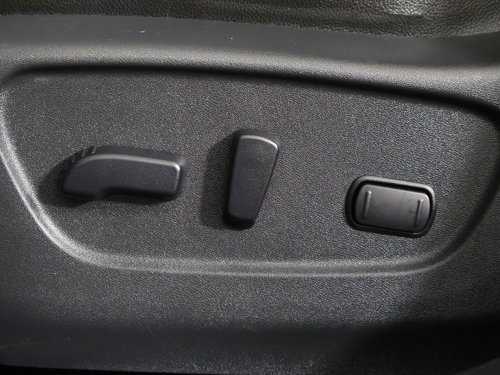 Used 2019 Nissan Rogue SL AWD/4WD image 32