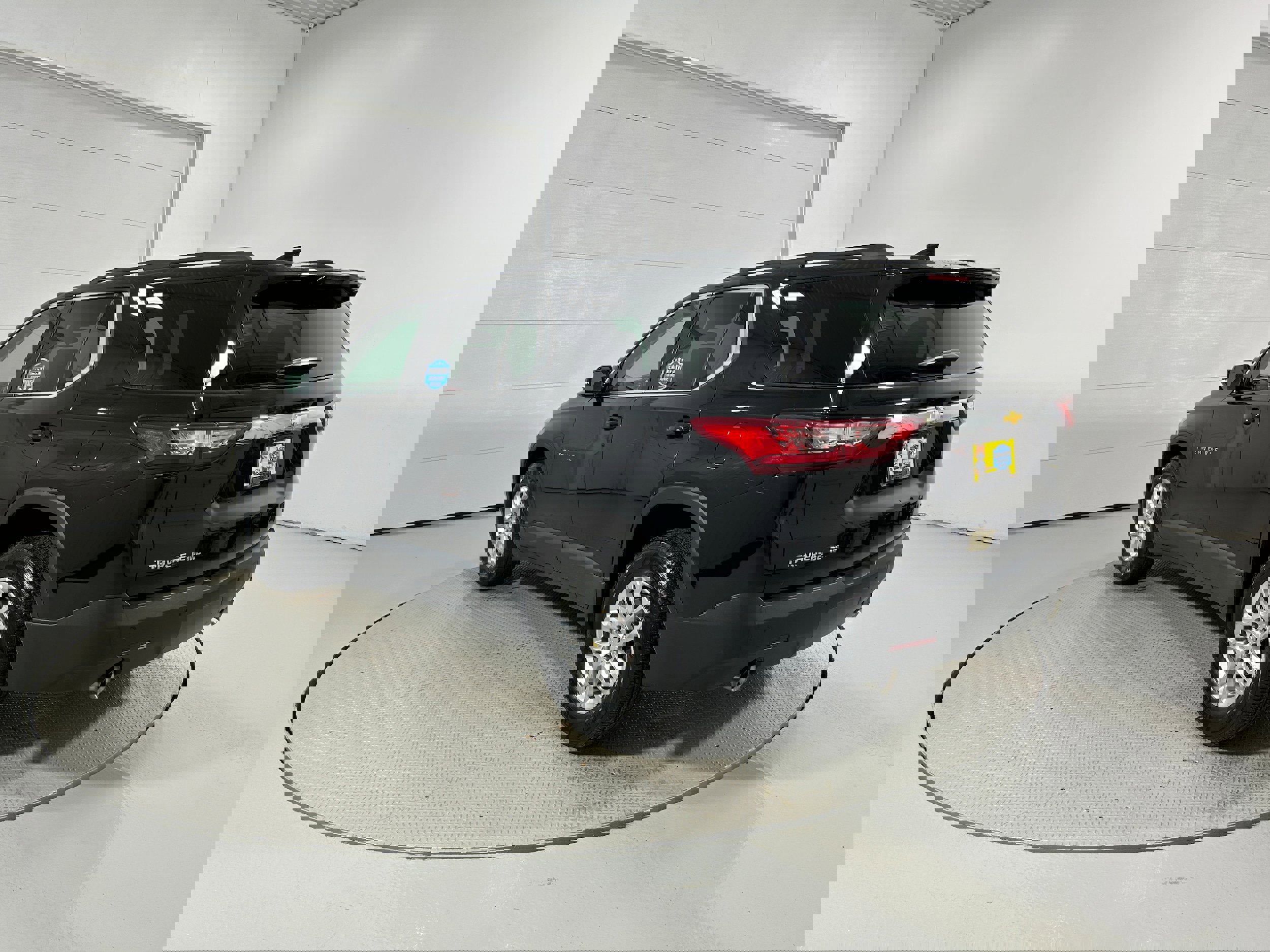 Used 2019 Chevrolet Traverse LT w/ LPO, Floor Liner Package image 21