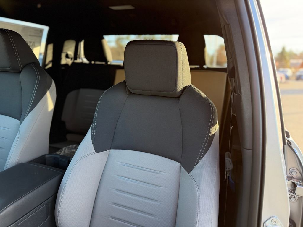 New 2025 Toyota Tacoma TRD Off-Road image 9