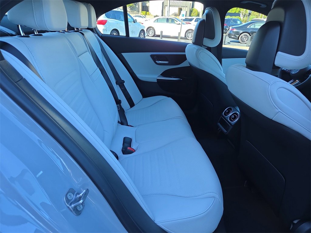 New 2026 Mercedes-Benz C 300 4MATIC Sedan image 15