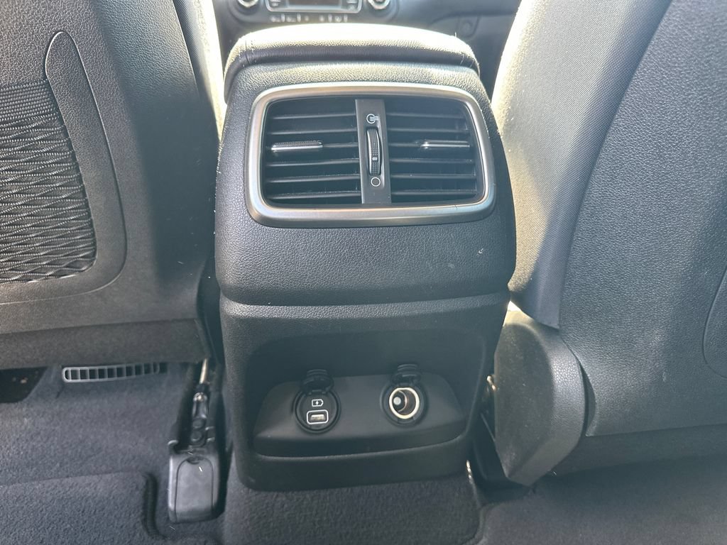 Used 2019 Kia Sorento FWD V6 image 22