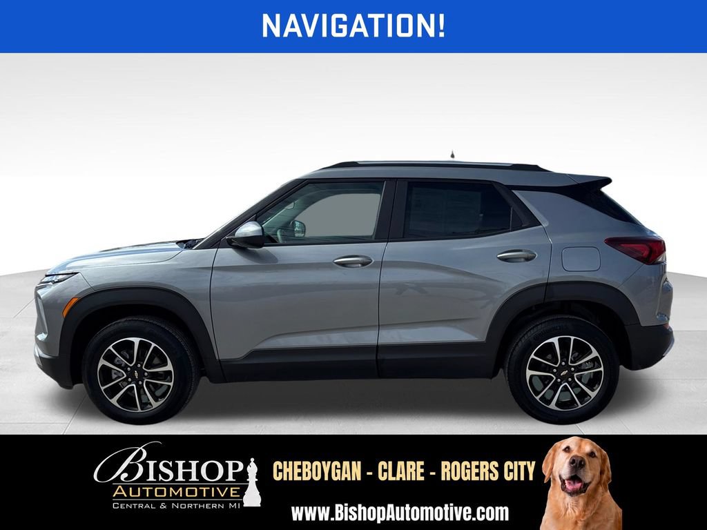 Used 2025 Chevrolet TrailBlazer LT AWD/4WD image 9