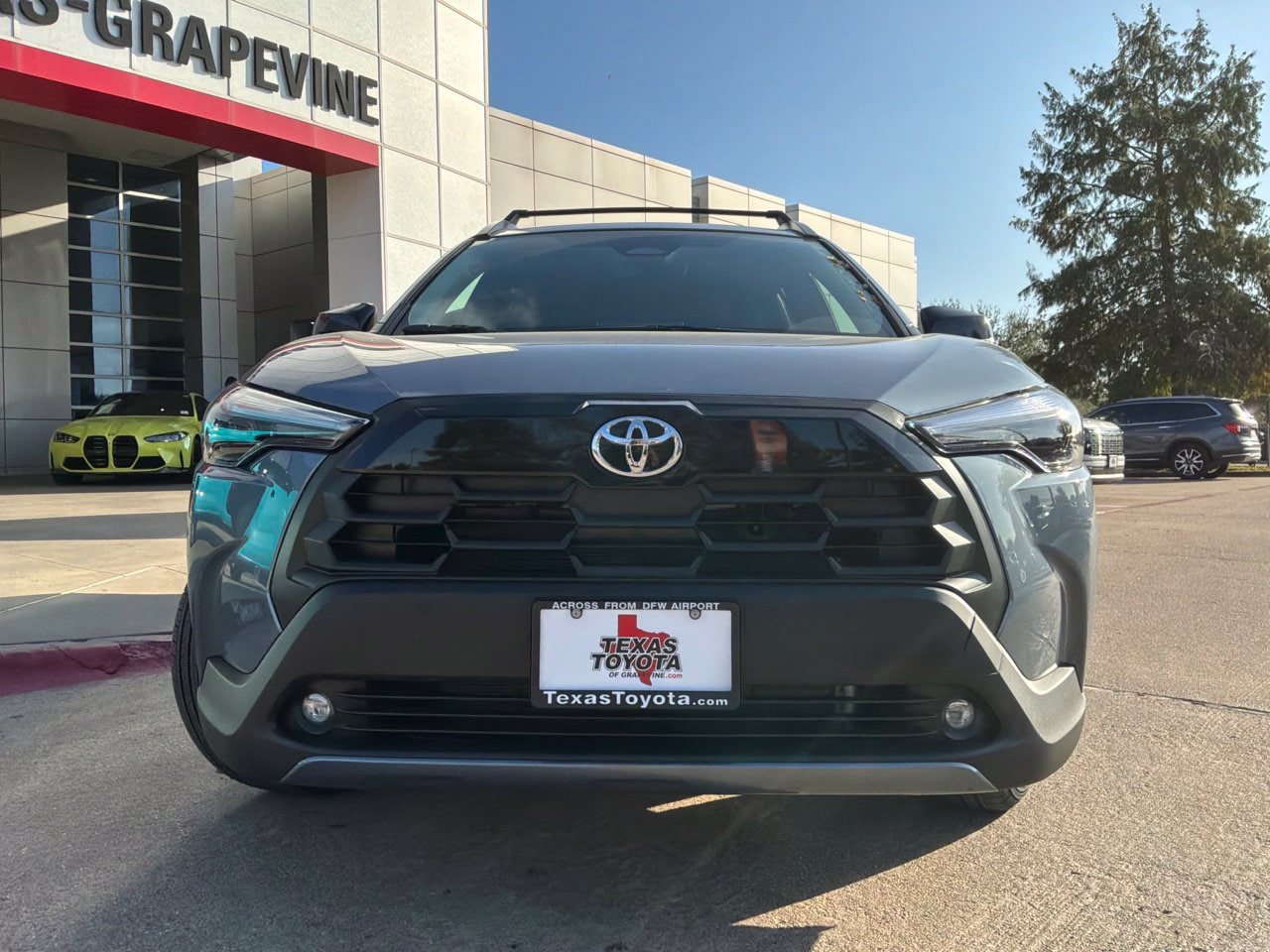 New 2026 Toyota Corolla Cross XLE w/ Convenience Package FWD image 3