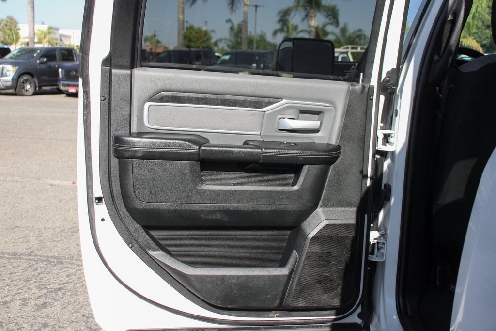 Used 2021 RAM 3500 Big Horn AWD/4WD image 34