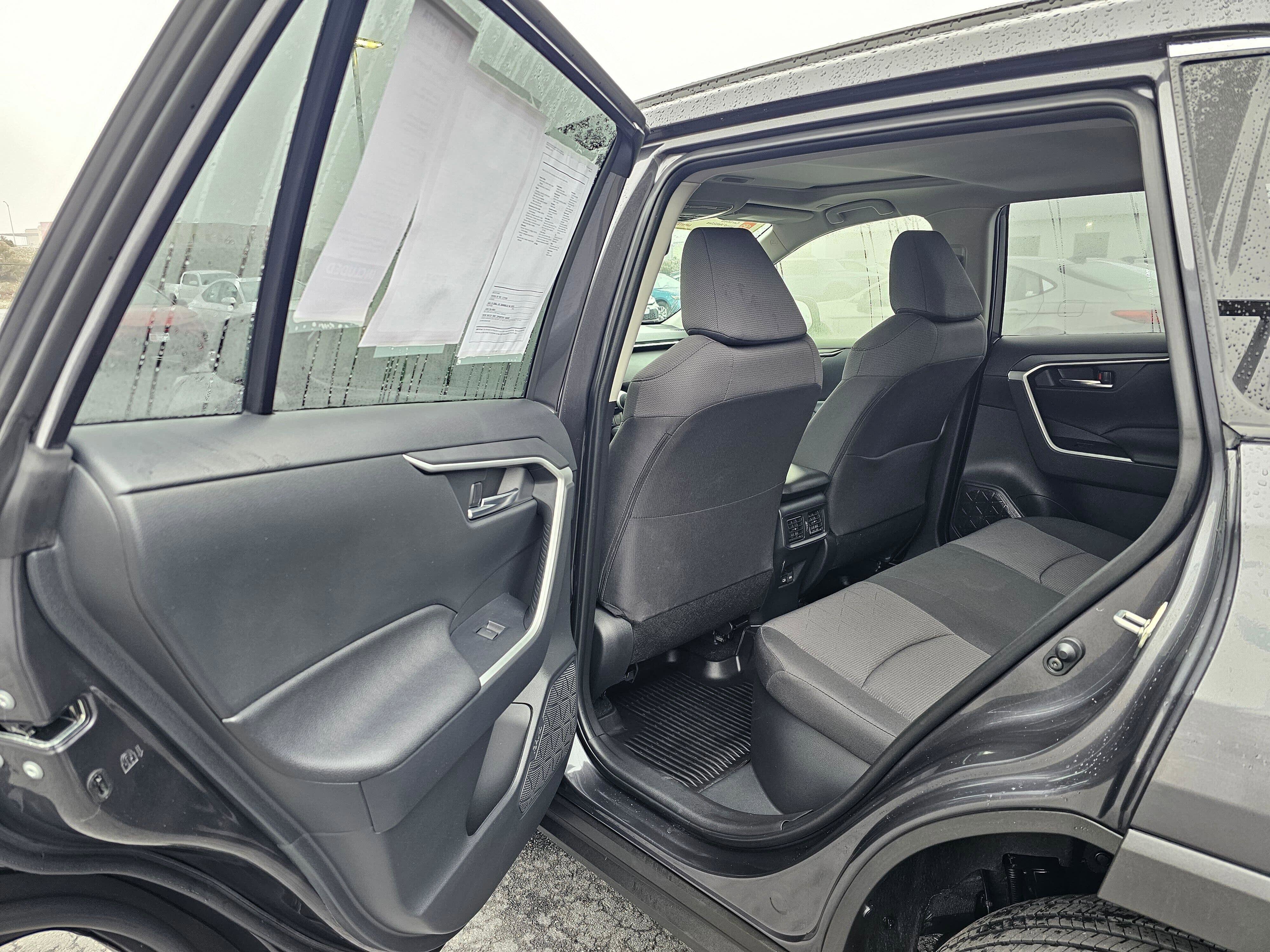 Used 2025 Toyota RAV4 XLE w/ Convenience Package image 16