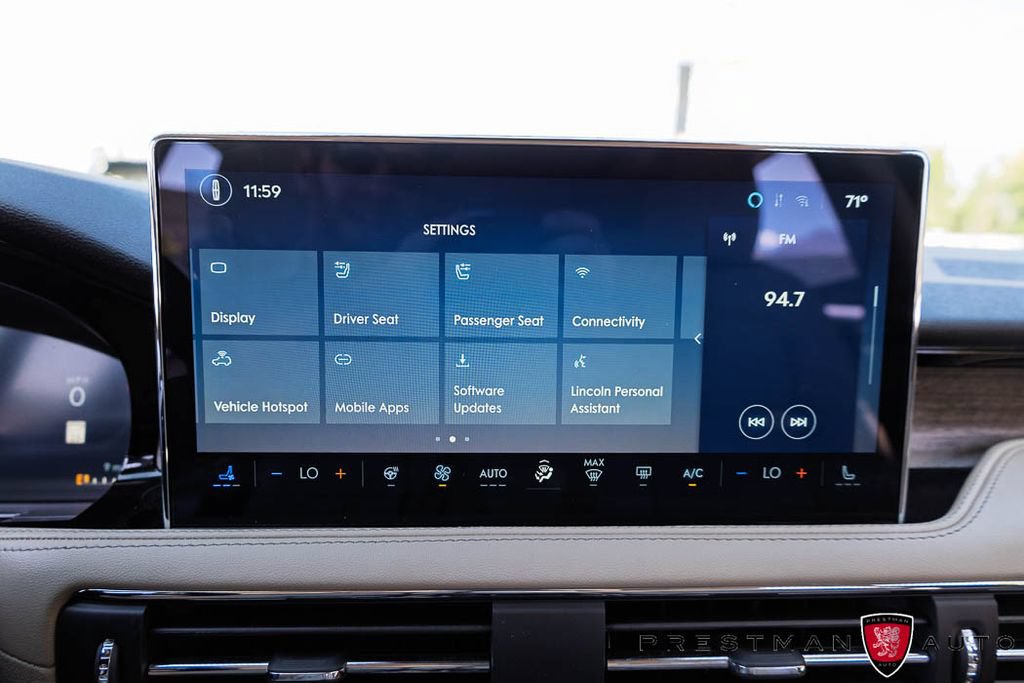 Used 2026 Lincoln Corsair Reserve AWD/4WD image 31