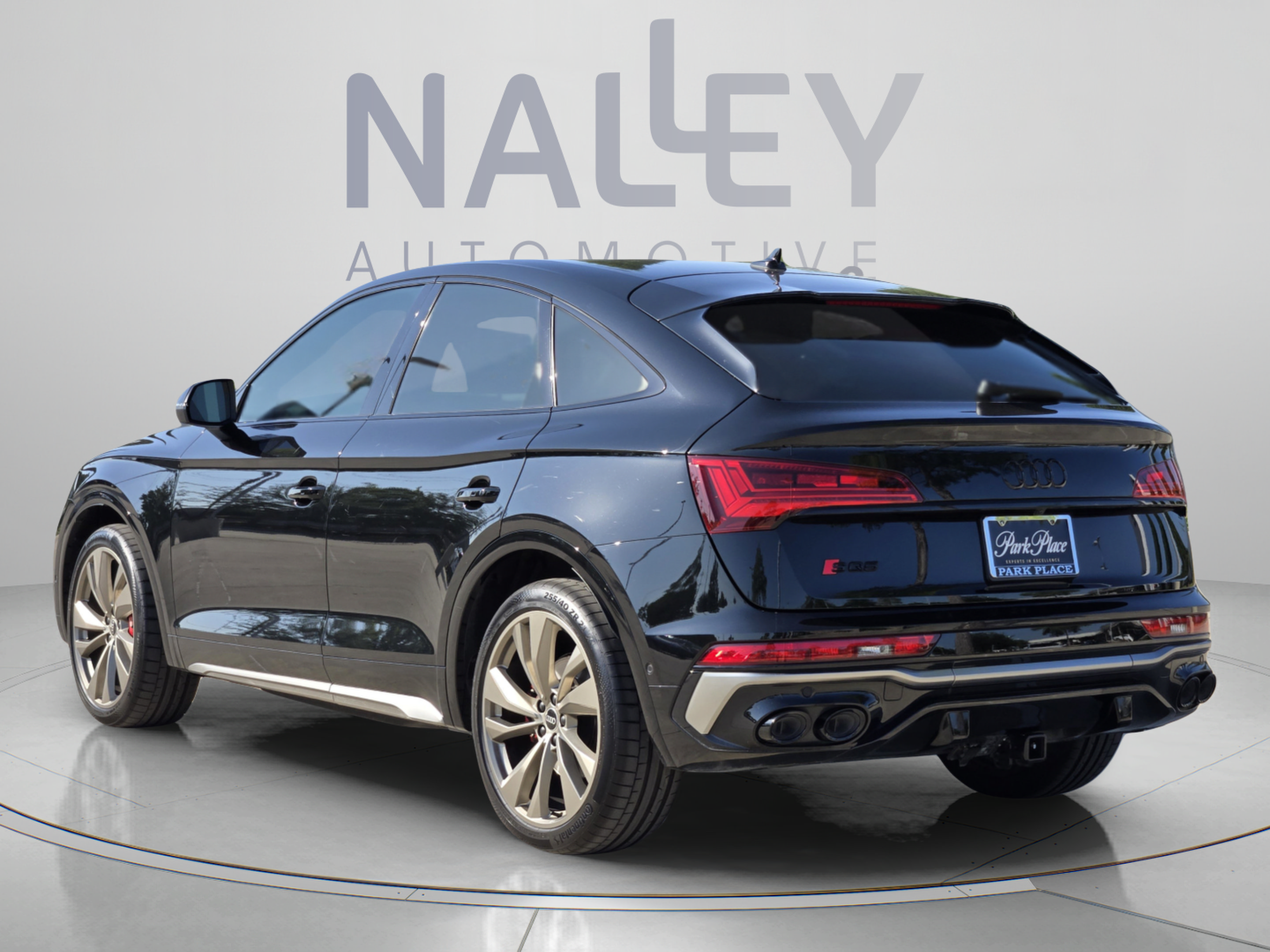 Used 2025 Audi SQ5 Prestige AWD/4WD image 3