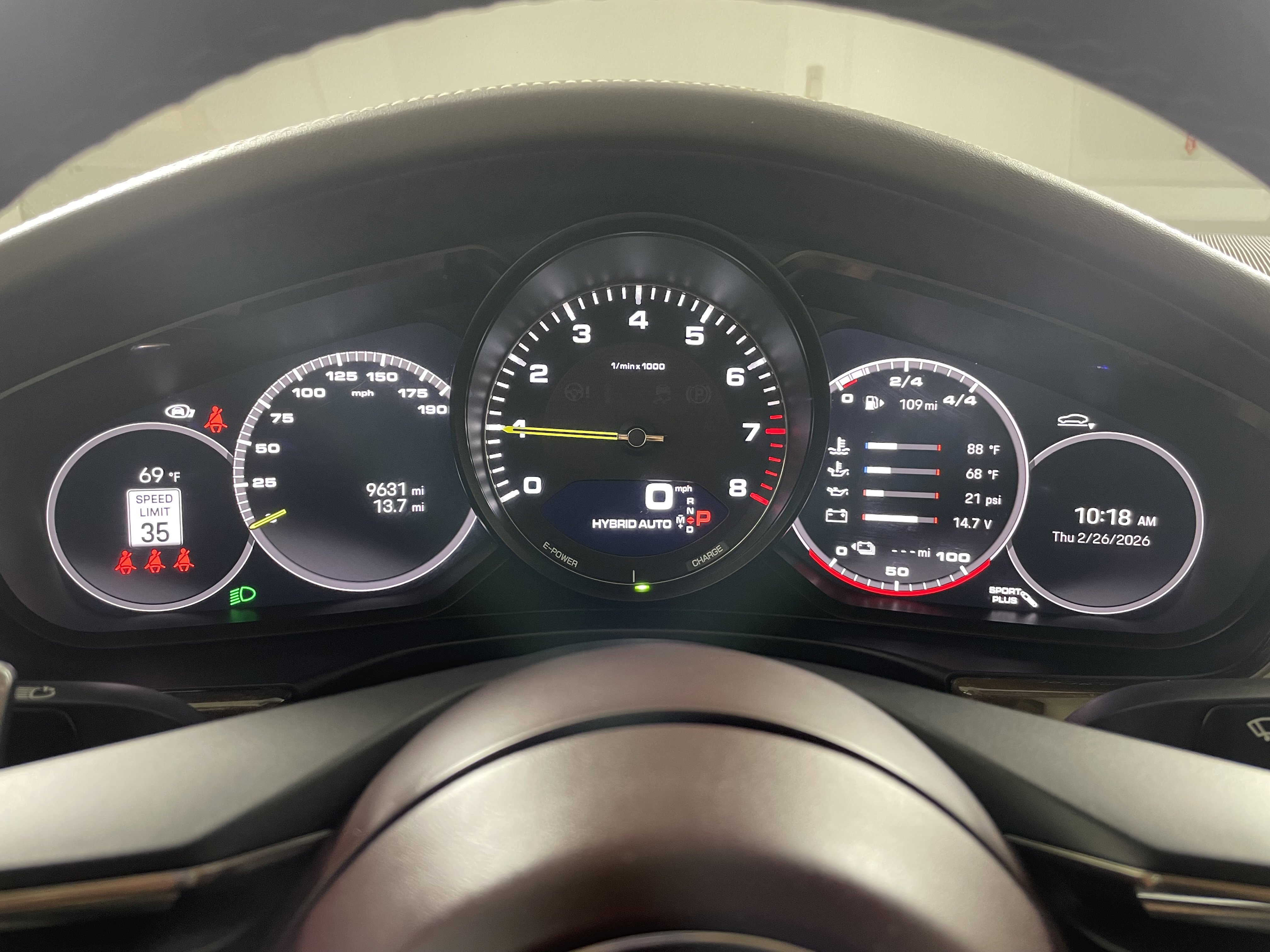 Certified 2023 Porsche Panamera 4 Platinum Edition w/ Assistance Package image 18