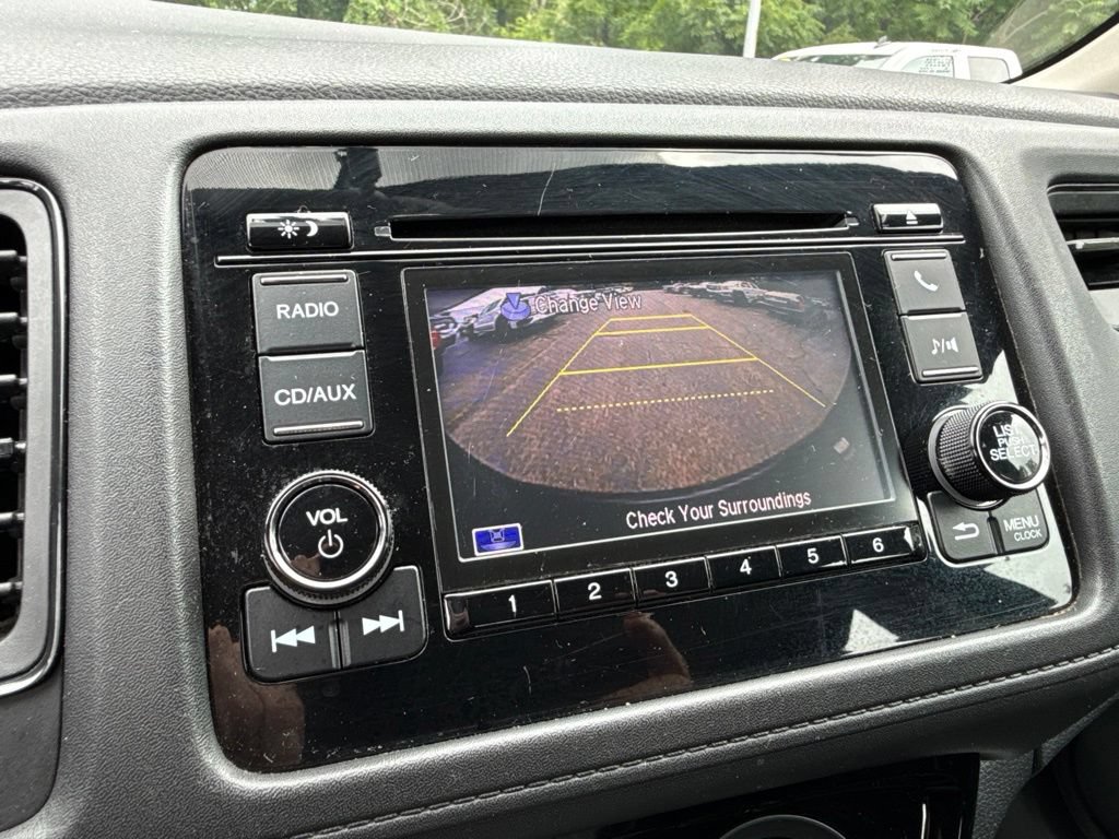 Used 2017 Honda HR-V LX image 29