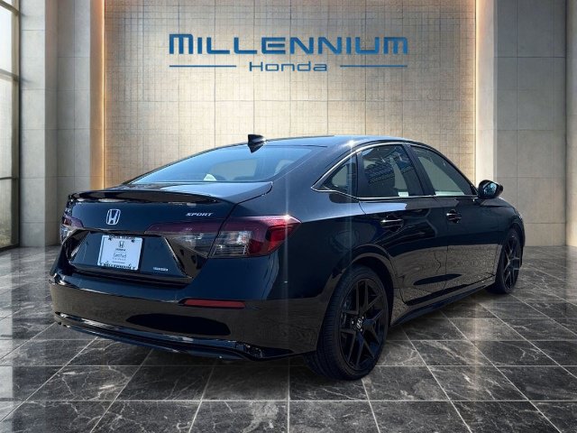 Used 2025 Honda Civic Sport image 5