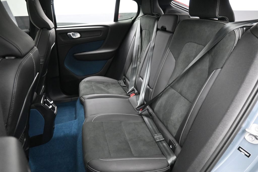 Used 2023 Volvo C40 P8 Recharge Ultimate AWD/4WD image 26