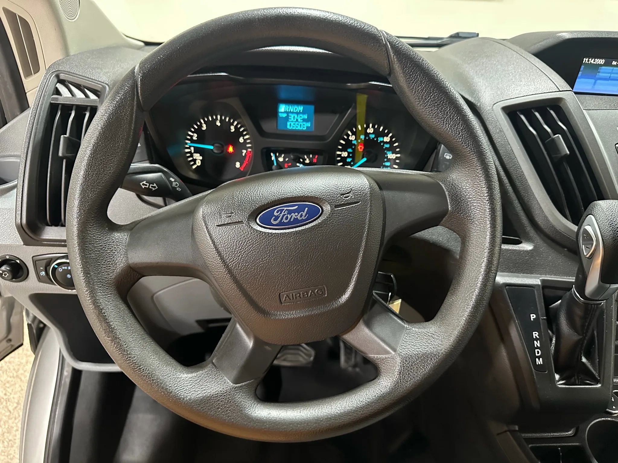Used 2015 Ford Transit 350 XL image 37