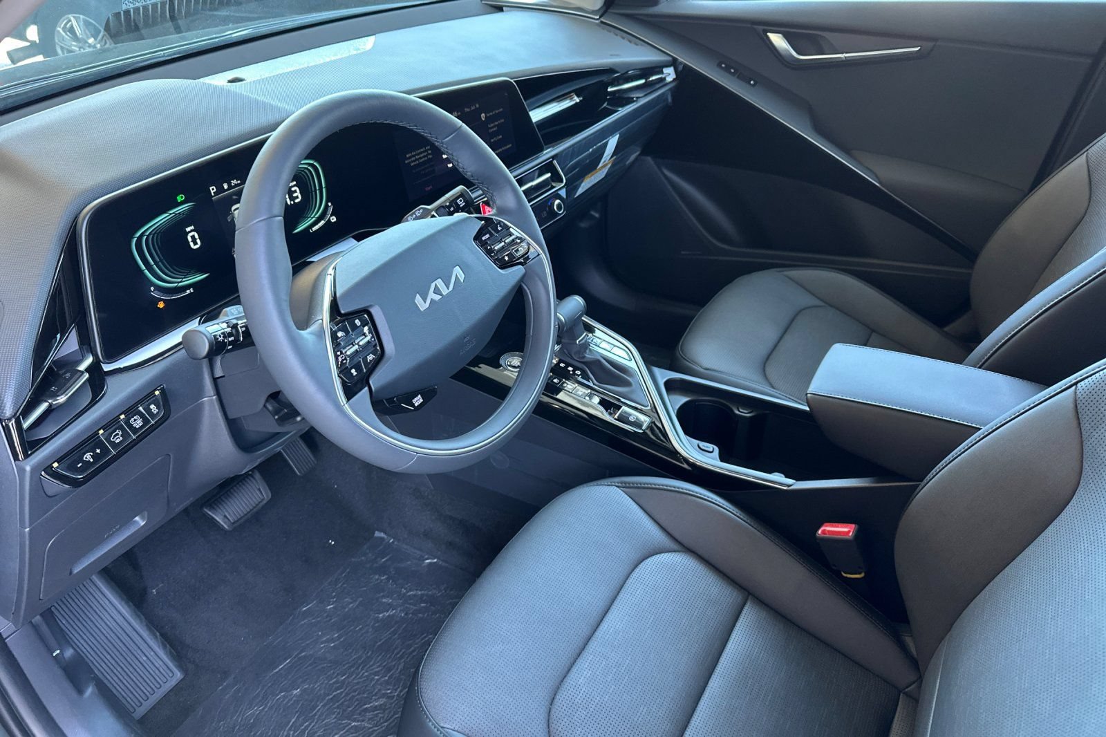 New 2026 Kia Niro FWD image 10