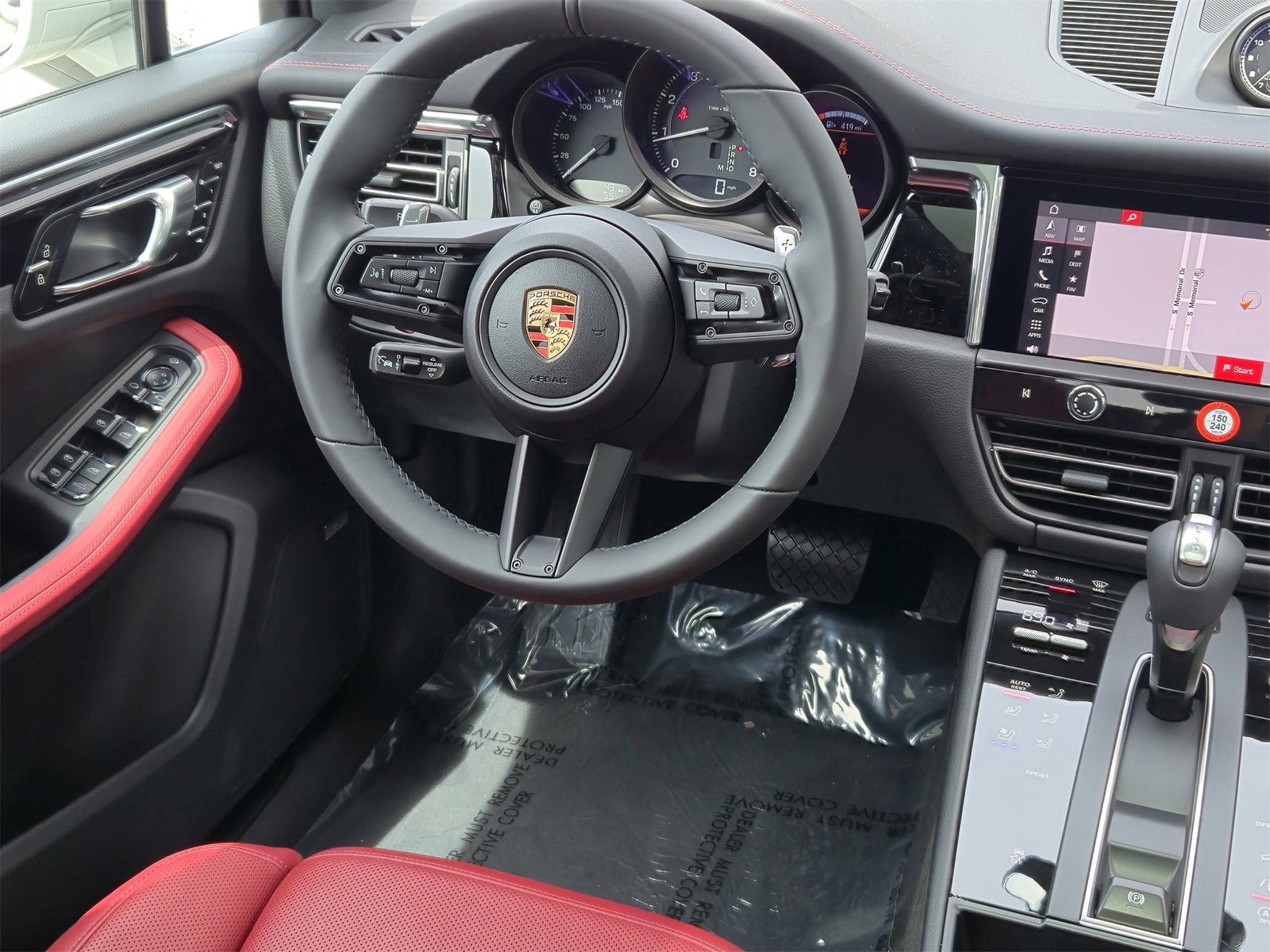 New 2025 Porsche Macan image 16