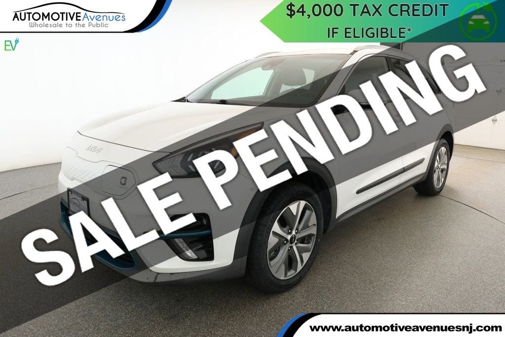 Used 2022 Kia Niro EX