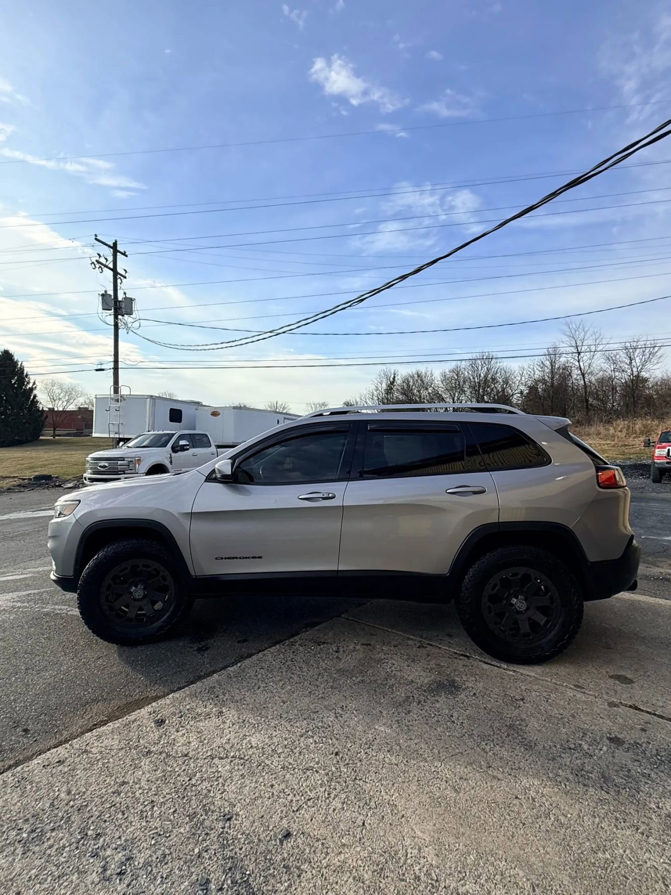 Used 2020 Jeep Cherokee Limited image 6