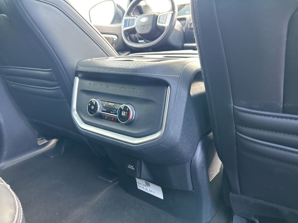 Used 2025 Ford Expedition Platinum w/ Driver's Package image 48