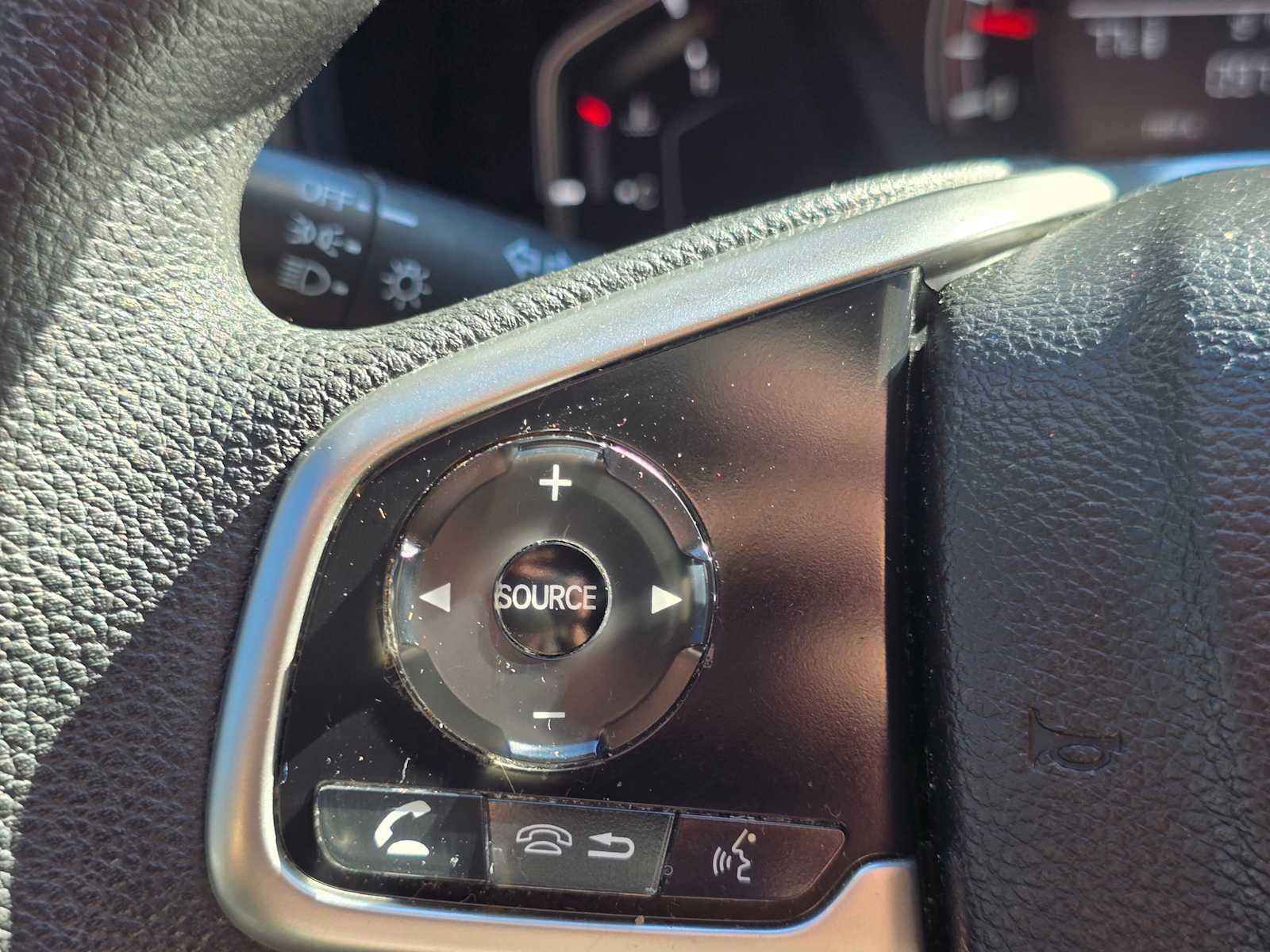 Used 2018 Honda CR-V LX image 33