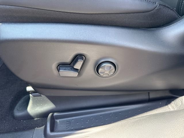 New 2026 Chrysler Pacifica Select FWD image 10