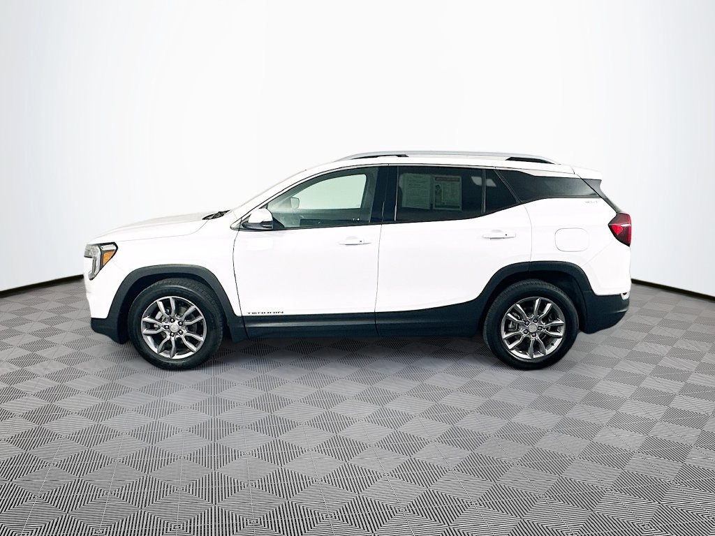 Used 2024 GMC Terrain SLT FWD image 6