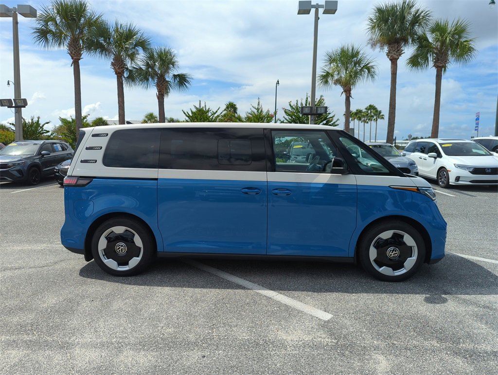New 2025 Volkswagen ID. Buzz Pro S Plus image 3