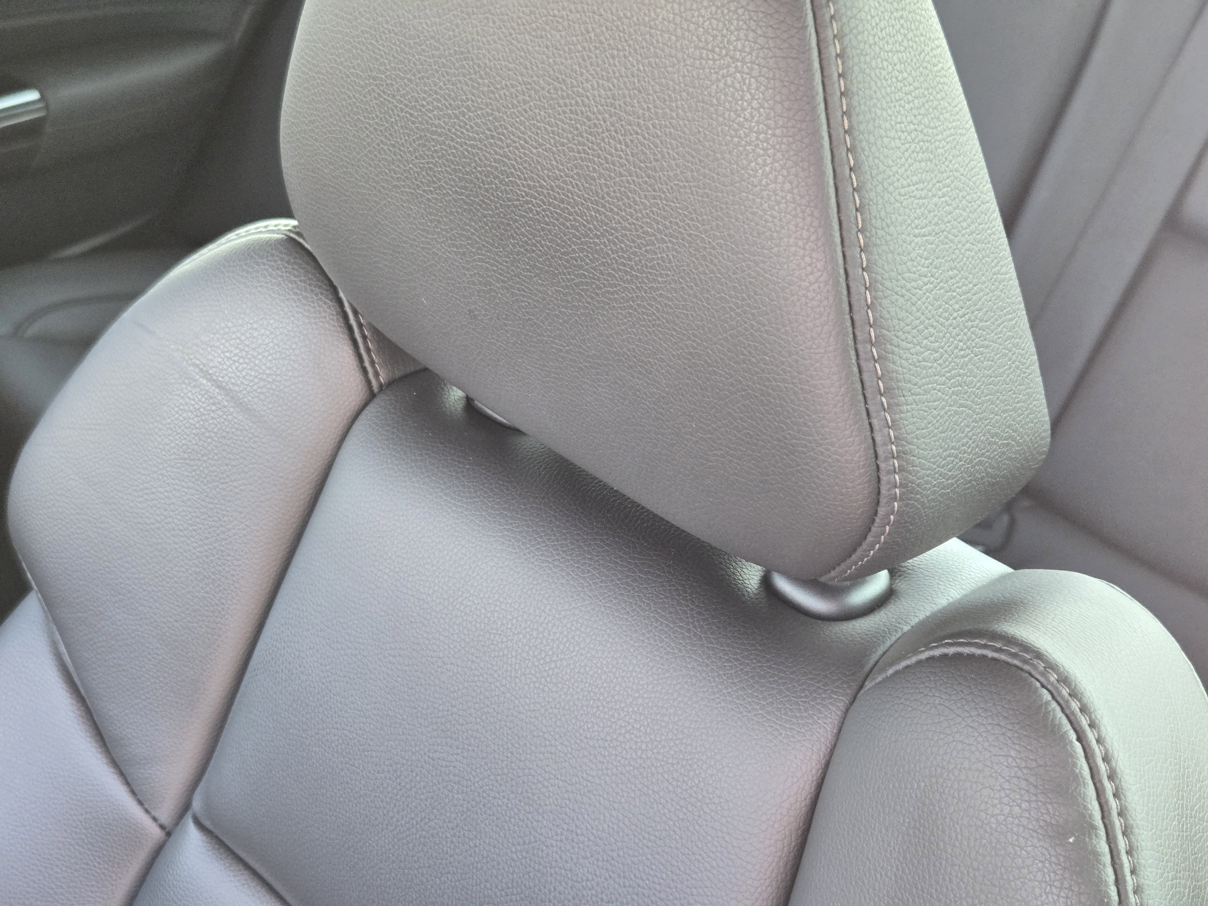 Used 2020 Acura TLX image 23