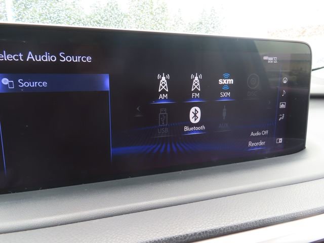 Used 2020 Lexus RX 350L Premium w/ Premium Package image 23