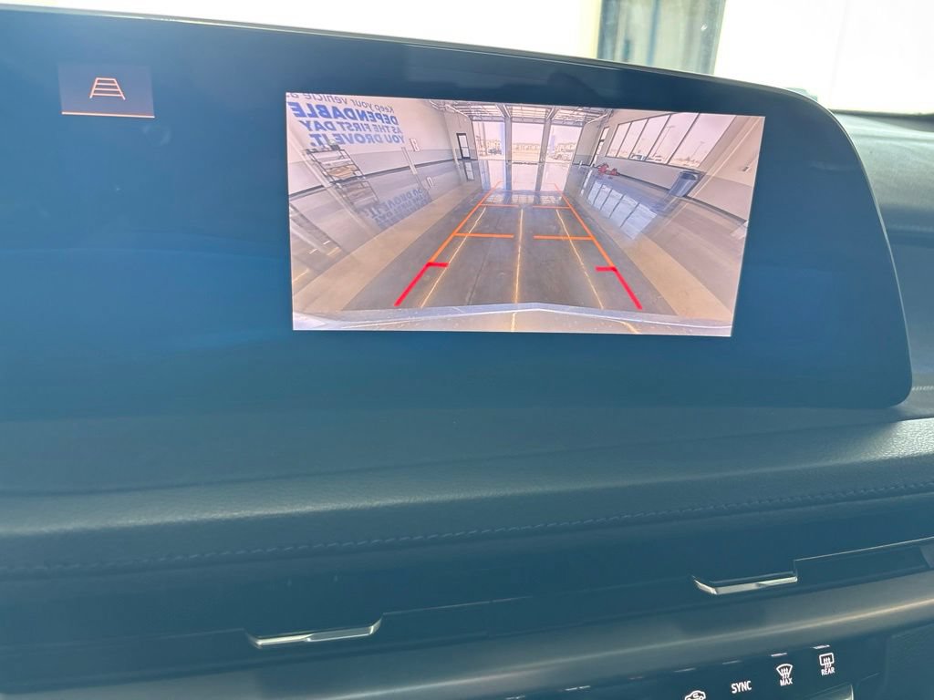 Used 2024 Cadillac XT4 Sport AWD/4WD image 33