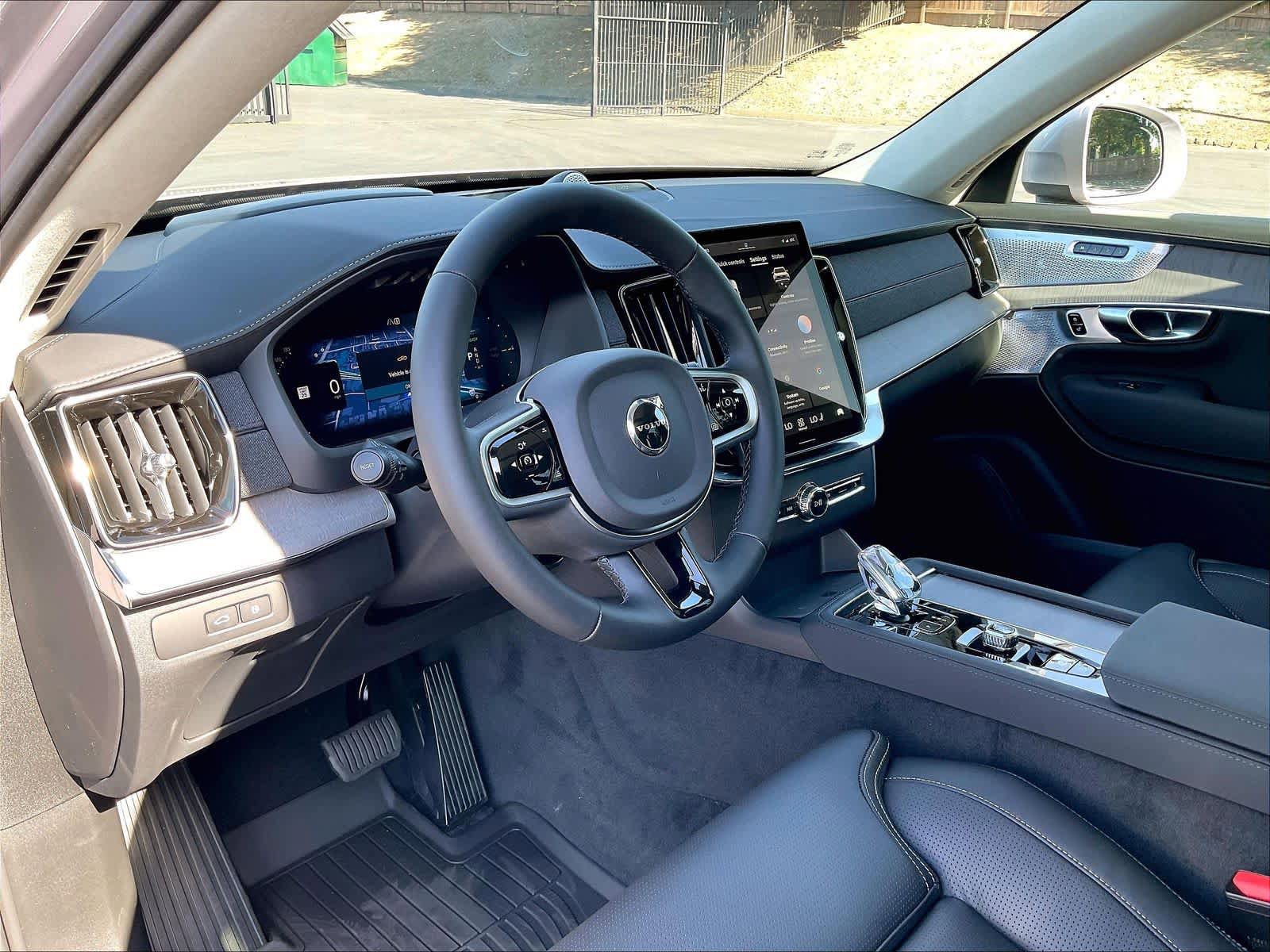 New 2026 Volvo XC90 T8 Ultra w/ Lounge Package AWD/4WD image 8