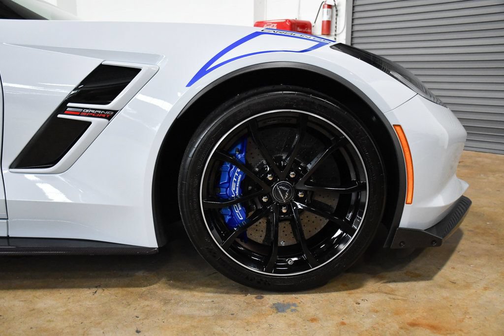 Used 2018 Chevrolet Corvette Grand Sport w/ Carbon 65 Edition RWD image 21