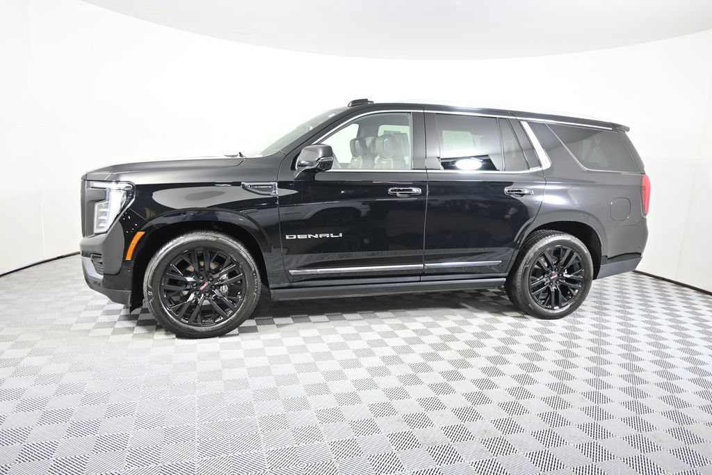 Used 2025 GMC Yukon Denali Ultimate AWD/4WD image 2