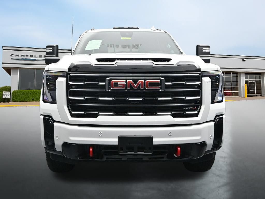 Used 2025 GMC Sierra 2500 AT4 w/ AT4 Premium Plus Package AWD/4WD image 8