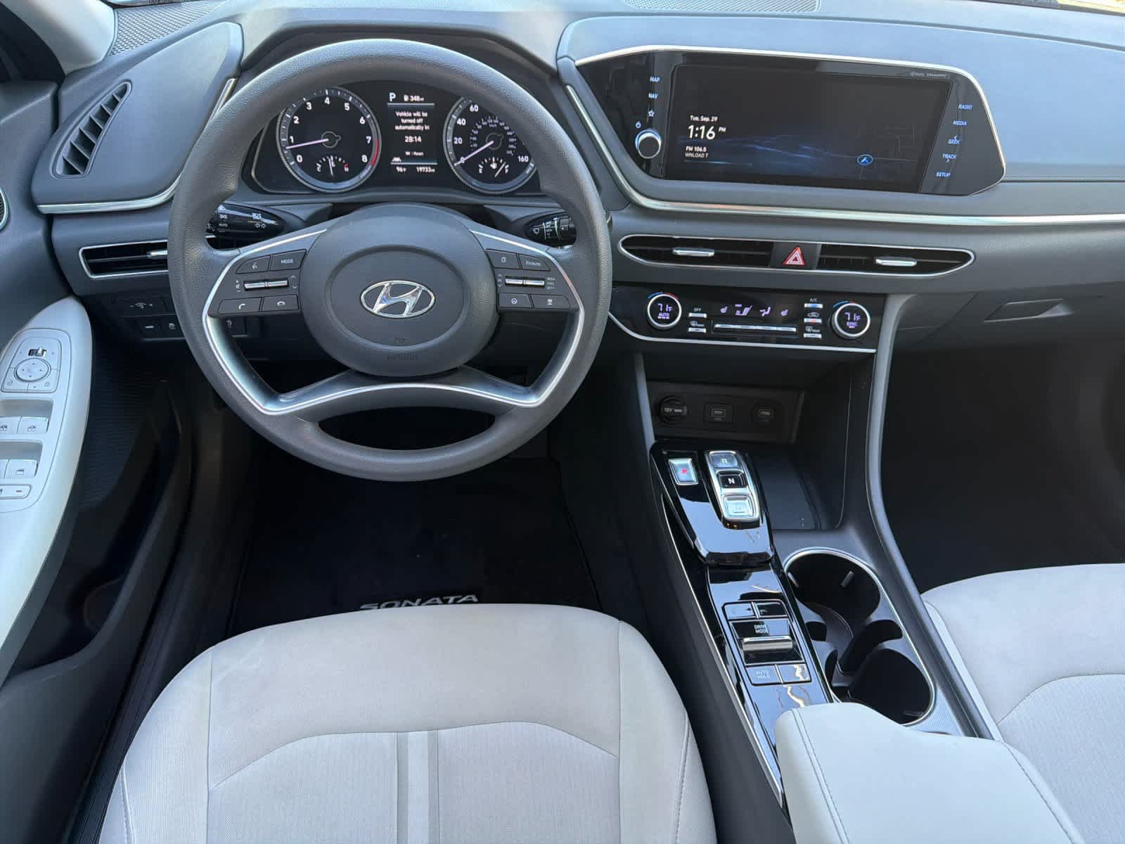 Used 2023 Hyundai Sonata SEL FWD image 14