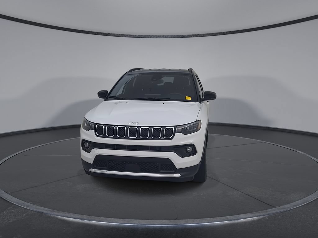 Used 2024 Jeep Compass Limited AWD/4WD image 5