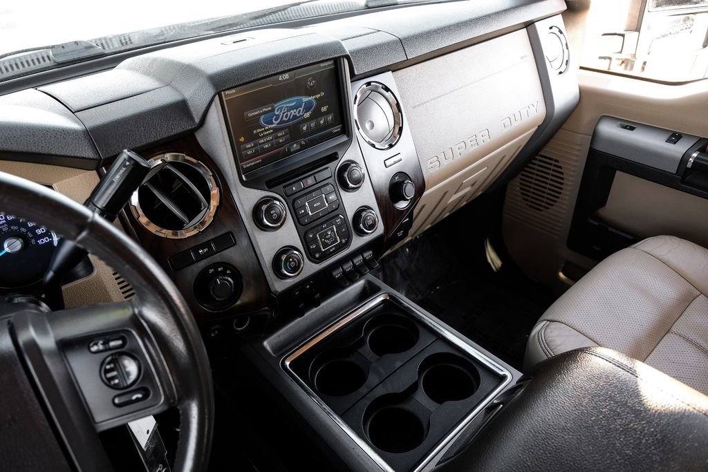 Used 2015 Ford F350 Lariat w/ Lariat Ultimate Package image 21