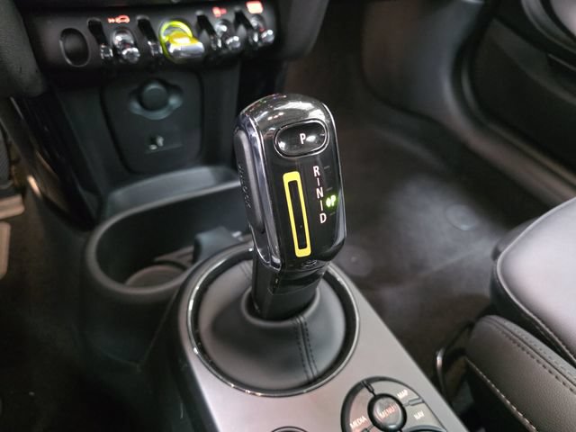Used 2024 MINI Cooper SE FWD image 20