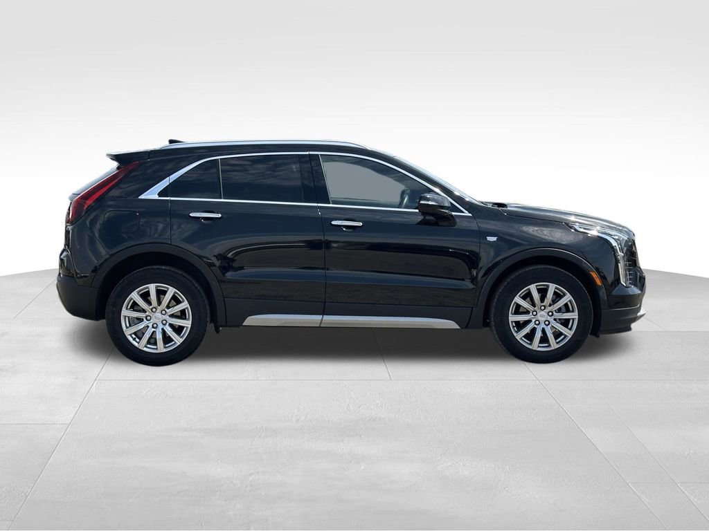 Certified 2023 Cadillac XT4 Premium Luxury w/ Cold Weather Package image 7