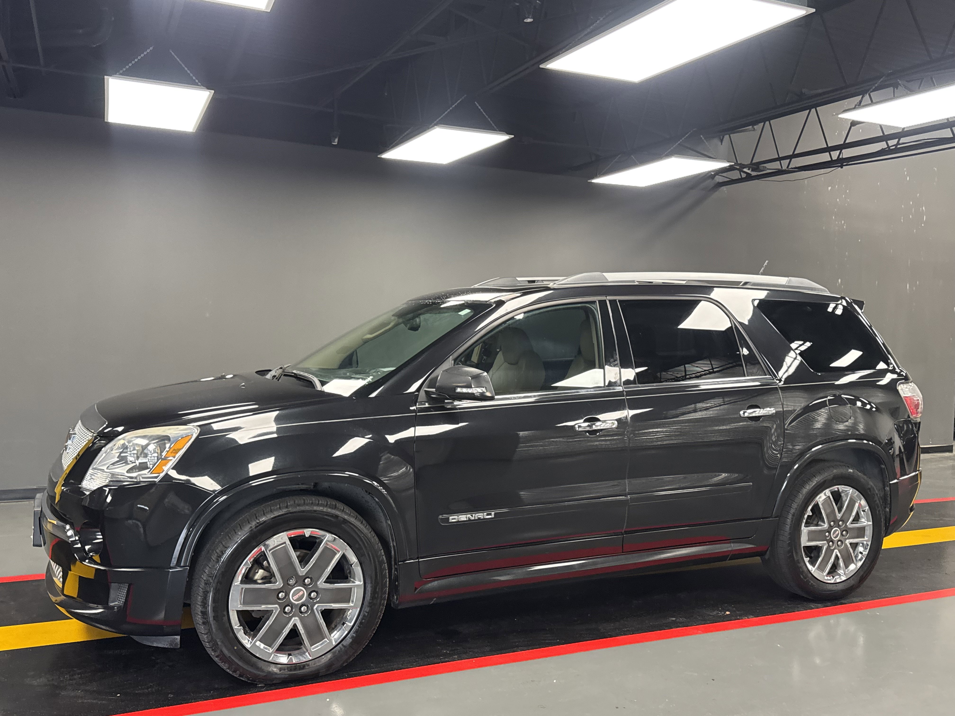 Used 2012 GMC Acadia Denali FWD image 2