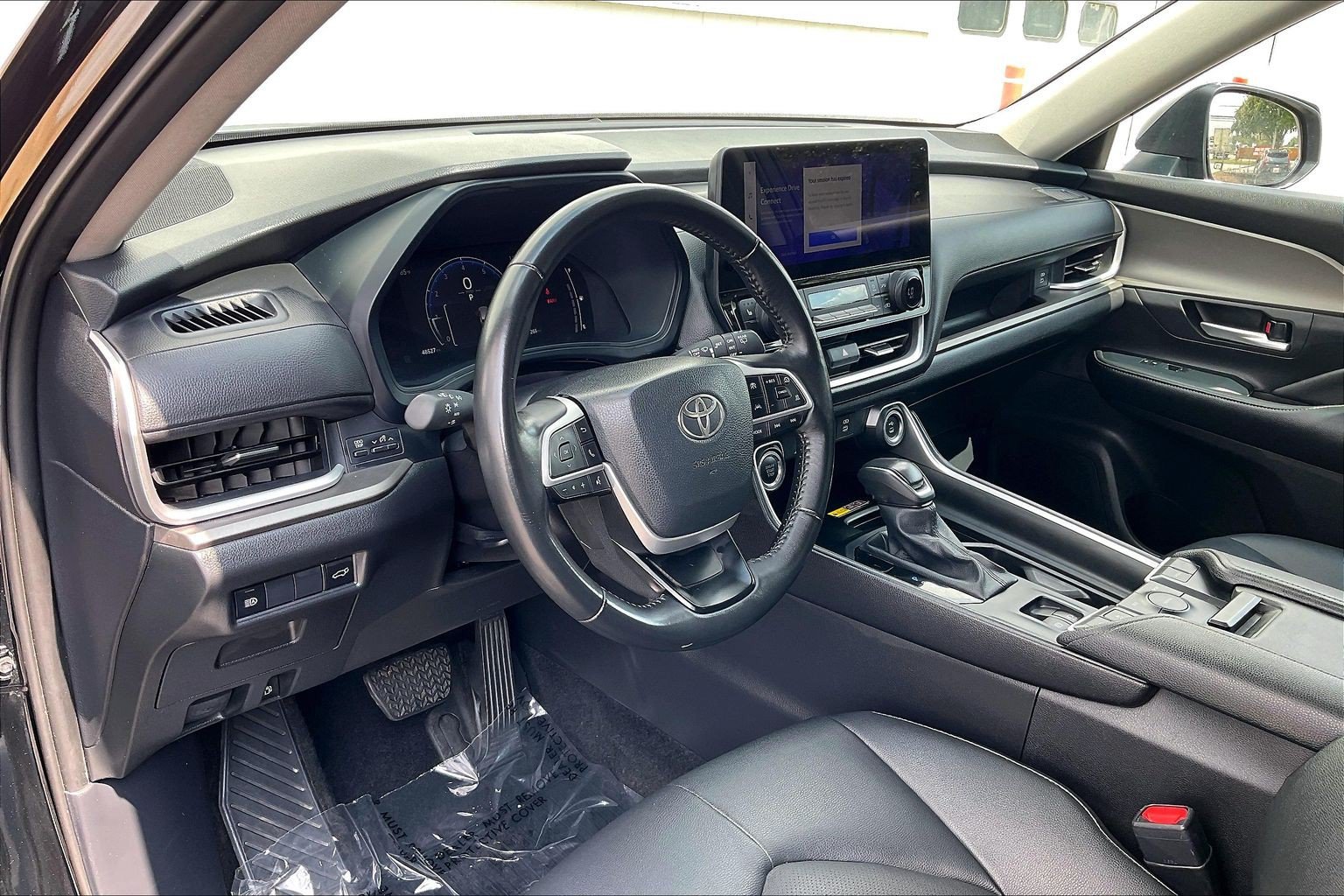 Used 2025 Toyota Grand Highlander FWD image 18